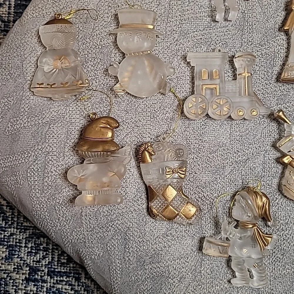 Lot of‎ 13 Acrylic Clear & Gold Christmas Tree Ornaments